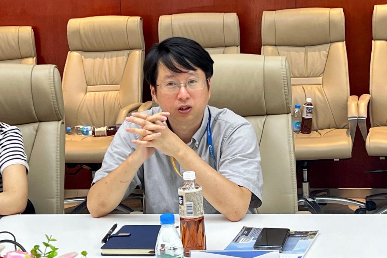 2 沈利忠介绍公司情况